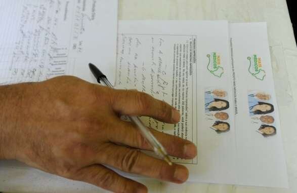 Depois
de três semanas de curso e uma semana de acolhimento, os 2.165 médicos com
diploma estrangeiro do programa Mais Médicos começam a atuar no SUS (Sistema
Único de Saúde) nos diversos Estados. A maior parte deles, 928, irão para o
Nordeste