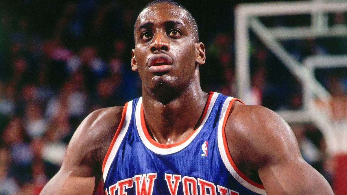 Vítima de uma insuficiência cardíaca, Anthony Mason morreu aos 48 anos. Depois de sofrer um infarto e passar por quatro cirurgias no coração