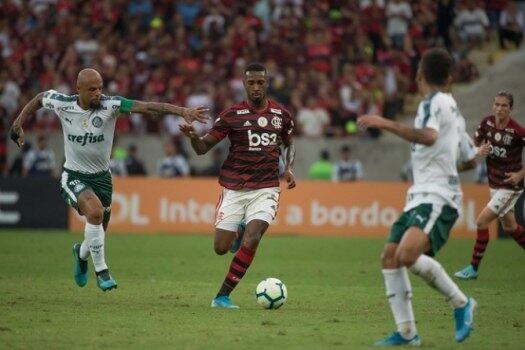 Veja outras imagens de Gerson pelo Flamengo