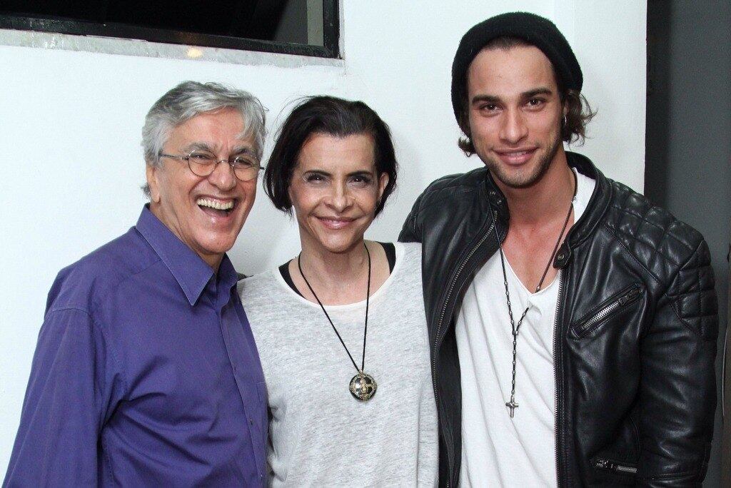 Pablo Morais, apontado como o novo affair da cantora Anitta, assistiu ao show da cantora Marina Lima na noite de quinta-feira (19), no Espaço Tom Jobim, Rio de Janeiro

Acesse o R7 Play e assista a programação da Record quando quiser