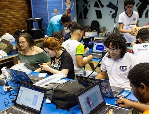 Estudantes de Belo Jardim participaram da primeira edição do programa Empreendedorismo e Inovação Maker