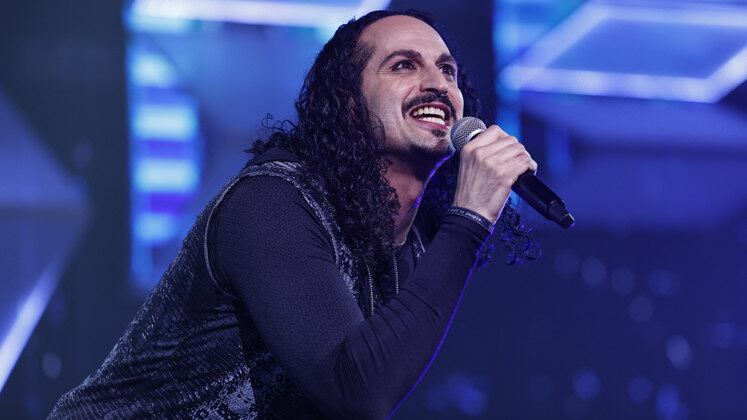 Serão mais dez novos talentos a subirem no palco do reality para impressionar os jurados. Com performances, repertórios e potência vocal de arrepiar!