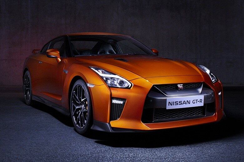 Na época, o cupê usava um motor 2.0 com seis cilindros e 24 válvulas, capaz de gerar 160 cv e 18 kgfm de torque