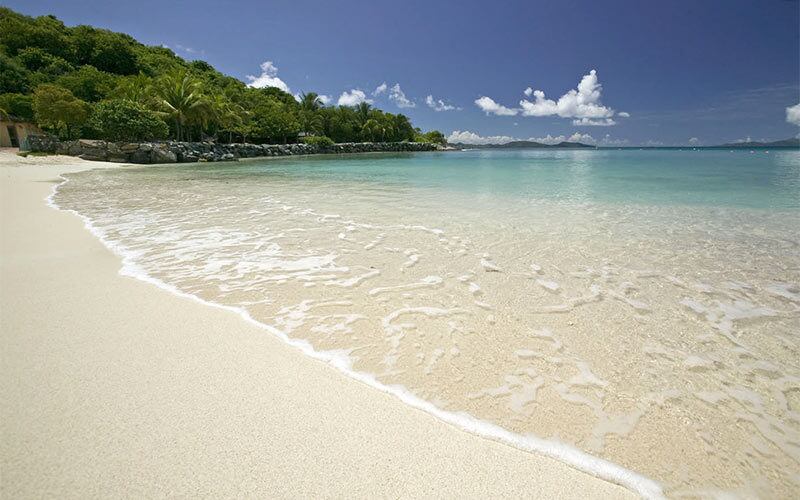 — Ironicamente, um editor me ligou no dia que teria sido meu terceiro aniversário de casamento. É comovente pensar o quão longe eu cheguei com um trabalho duro, ser corajosa para viver o melhor da vida