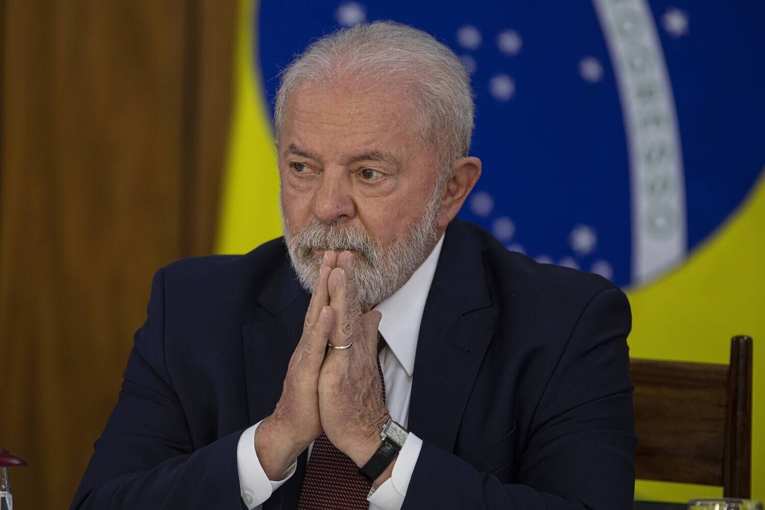 Lula conversou com Joe Biden por telefone
