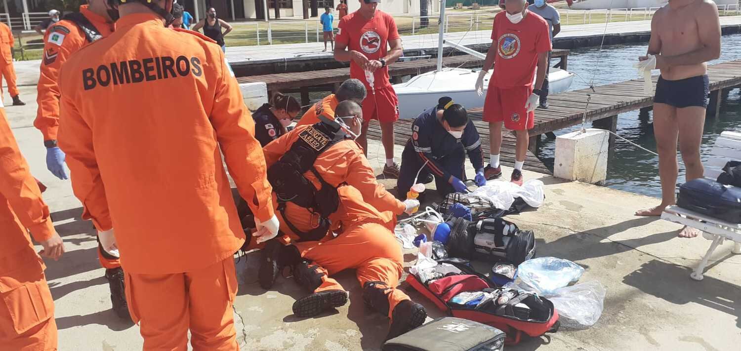 Bombeiros fizeram manobras de salvamento, mas não conseguiram reverter a parada cardíaca