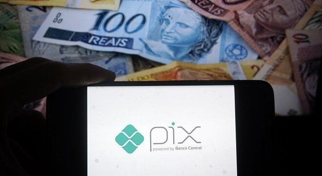 Dinheiro muda de contas em até dez segundos