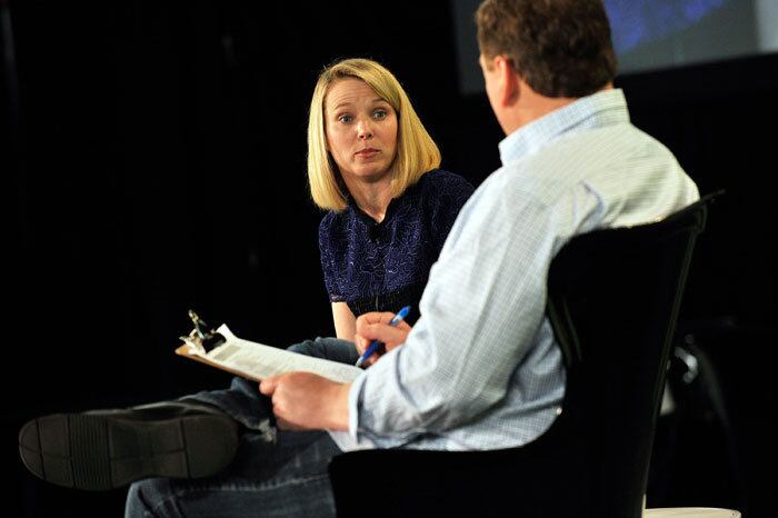 Ela respondeu às críticas de que não
teria feito o suficiente para proteger os usuários do “governo tirano”