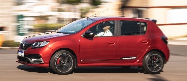 Motor 2.0 aspirado de 150cv não nenhum turbo mas dá conta do recado com 20Kgfm de torque