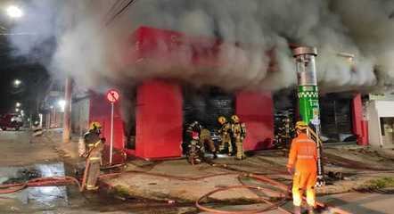 Defesa Civil teve que ser chamada devido ao risco em imóvel