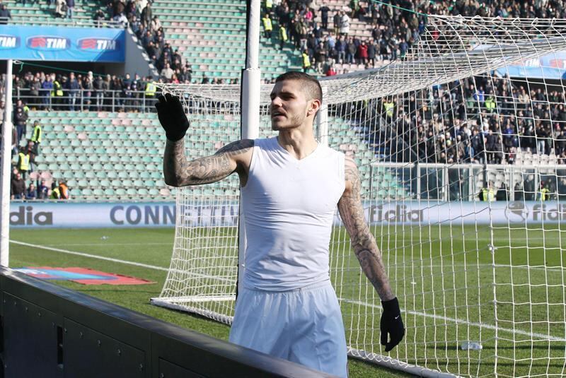 Enquanto Maxi comemora a sua volta por cima, Icardi vive um momento delicado, em que entrou em atrito com a própria torcida da Inter de Milão, que rejeitou a camisa do argentino após mais uma derrota no Campeonato Italiano