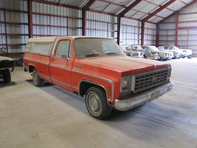 Modelos clássicos da concessionária Bullock, da Chevrolet, vão à leilão