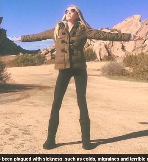 O quimerismo é uma condição médica extremamente rara
e ocorre quando um indivíduo é composto de duas ou mais linhas celulares
geneticamente distintas, originárias de diferentes zigotos. Estima-se que existem apenas 100 casos
conhecidos dessa condição