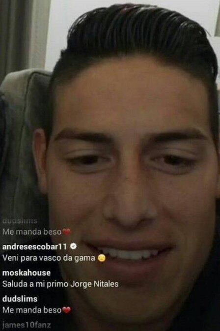 Recém-chegado ao Vasco, o atacante Manga Escobar estava assistindo uma live com compatriota e convidou o artilheiro da Copa do Mundo de 2014 para vestir a camisa cruz-maltina para a sequência da temporada