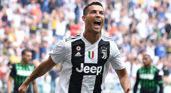 Nos 2 X 1 contra o Sassuolo, no turno inicial, a primeira "doppietta" do CR7 na Itália