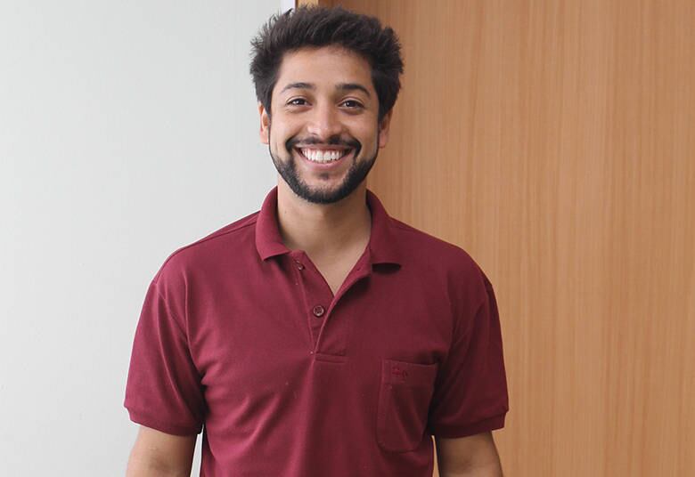 Em entrevista ao R7, Leandro Léo diz que é tão leve quanto o Ricardinho