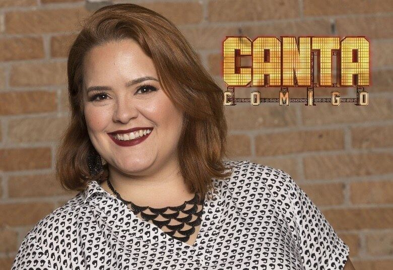 Carol Rodrigues –
cantora