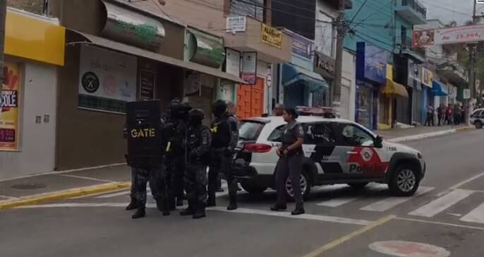 Vítima foi resgatada após intensa negociação