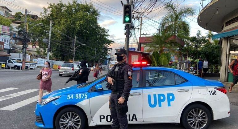 Onda de violência toma conta do Rio de Janeiro ao longo dos meses
