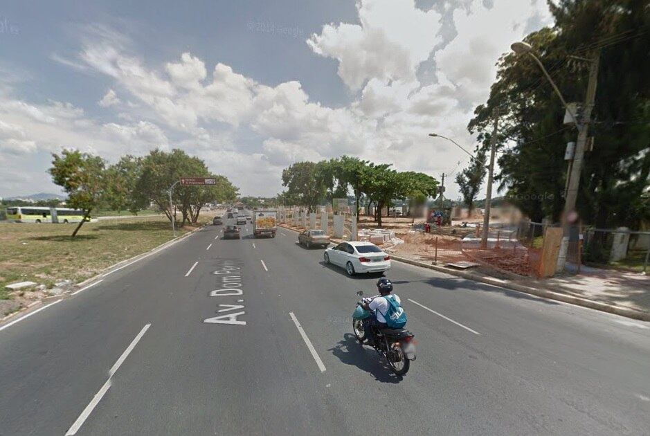Vítima foi abordada ao parar em um semáforo da av. Pedro 1º