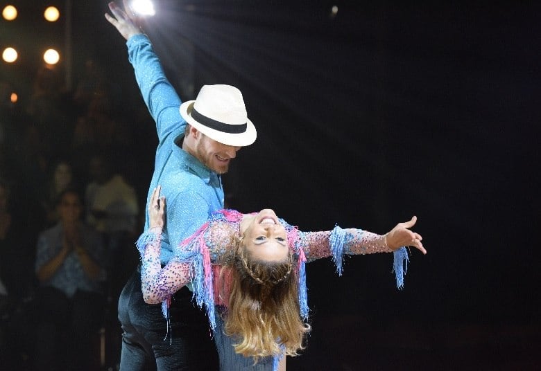 A boemia foi fortemente representada pelo samba de Bianca Rinaldi e Tutu Morasi. A coreografia, que conta o início de uma paquera no ambiente do samba, não foi suficiente para os jurados e a dupla foi eliminada da competição