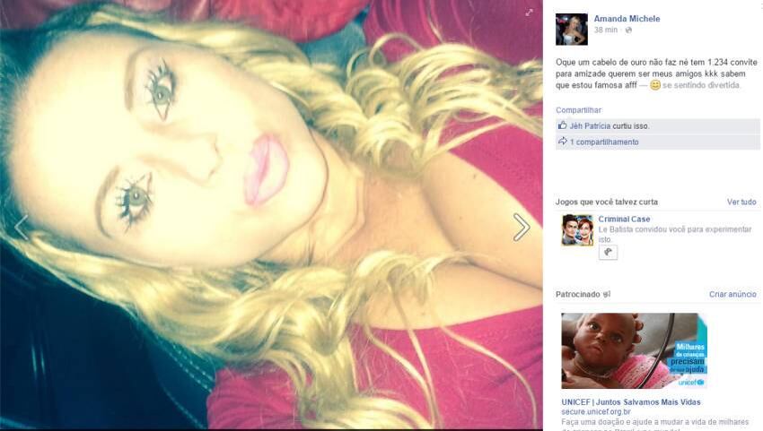 A loira que teve o visual desmontado após não pagar quase R$ 5.000 em um salão de beleza na cidade de Curitiba comemorou a popularidade em sua página do Facebook, afirmando que recebeu mais de mil convites de amizade.
No entanto, pouco tempo depois, ela se arrependeu de se vangloriar da fama e retirou a publicação do ar, assim como sua página