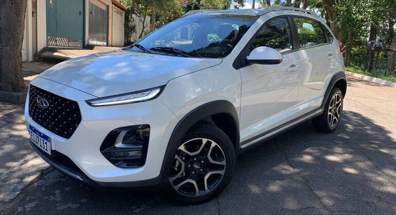 Remodelado, Tiggo 3X ainda é baseado no antigo Celer, mas com uma lista farta de evoluções