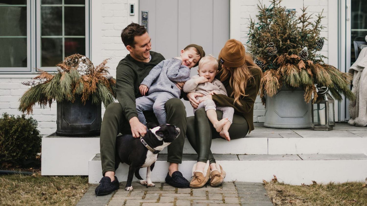 O fotógrafo não cobra pelos retratos na varanda e pretende manter os ensaios até o fim da pandemia