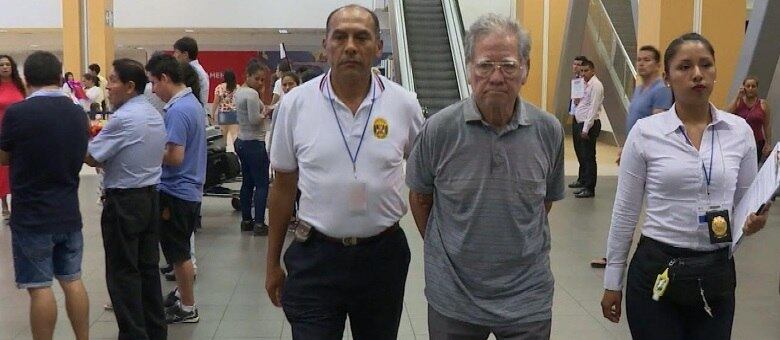 Idoso carrega substâncias ilícitas em bagagem e é descoberto pelos agentes de aeroporto peruano