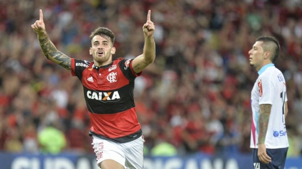 Como já esperado, Felipe Vizeu não joga mais pelo Flamengo. O atacante vai defender a Udinese, da Itália, após a Copa do Mundo. Cria das categorias de base do Rubro-negro, o j