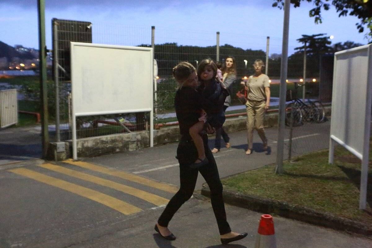 Grazi Massafera é fotografada novamente com o novo affair, Patrick Bulus 