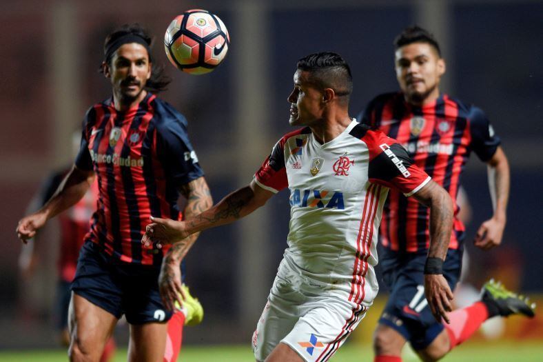 Flamengo foi eliminado da Libertadores após perder de 2 a 1 para o San Lorenzo
