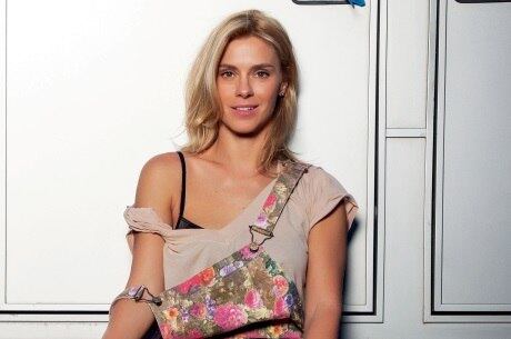 Carol Dieckmann quer renovar os votos de casamento com marido