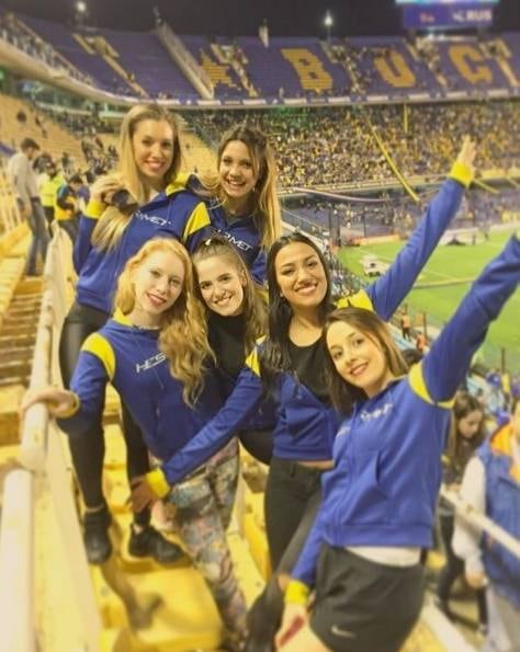 Em 2015 o Boca Juniors já havia selecionado algumas garotas
para formar o grupo de animadoras, porém nesta temporada o sucesso tem sido
muito maior