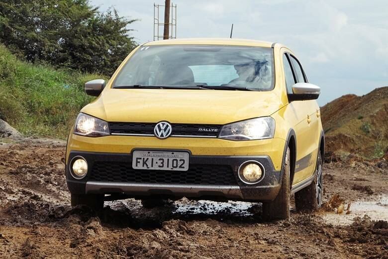 9°) Volkswagen Gol — 5.854 unidades 