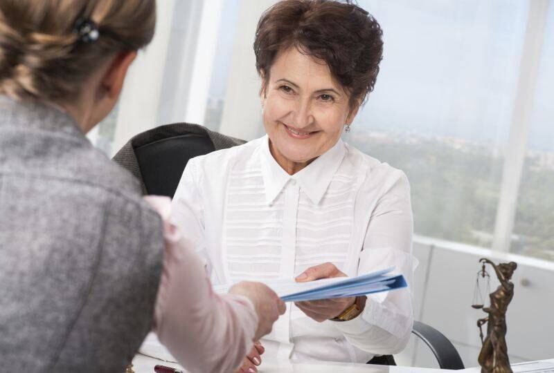 Em Niterói (RJ), há uma chance para trabalhar como vendedor.
O posto, que tem remuneração entre R$ 8.000 e R$ 9.000, busca por profissionais
que serão encaminhados para vender planos de saúde