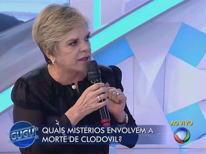 

Todo dinheiro deixado por Clodovil está preso na justiça,
segundo Maria Helena. 

— Hoje tem, em torno, de R$ 3,7 milhões em nome do espólio à
disposição do juiz do inventario. Mensalmente, eu faço os gastos, presto contas
com o recibo e pago o INSS de funcionário. As contas vão para o contador
judicial e depois ao Ministério Público. Se eles concordarem, vem para o juiz e
eles homologam. Então, as pessoas precisam tomar cuidado com o que falam. Eles
não querem fazer a fundação porque, segundo a promotoria, requer um valor muito
alto e temos contas a pagar. O dinheiro da Dona Marta está lá

