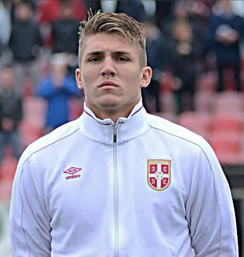 Lyanco Sérvia