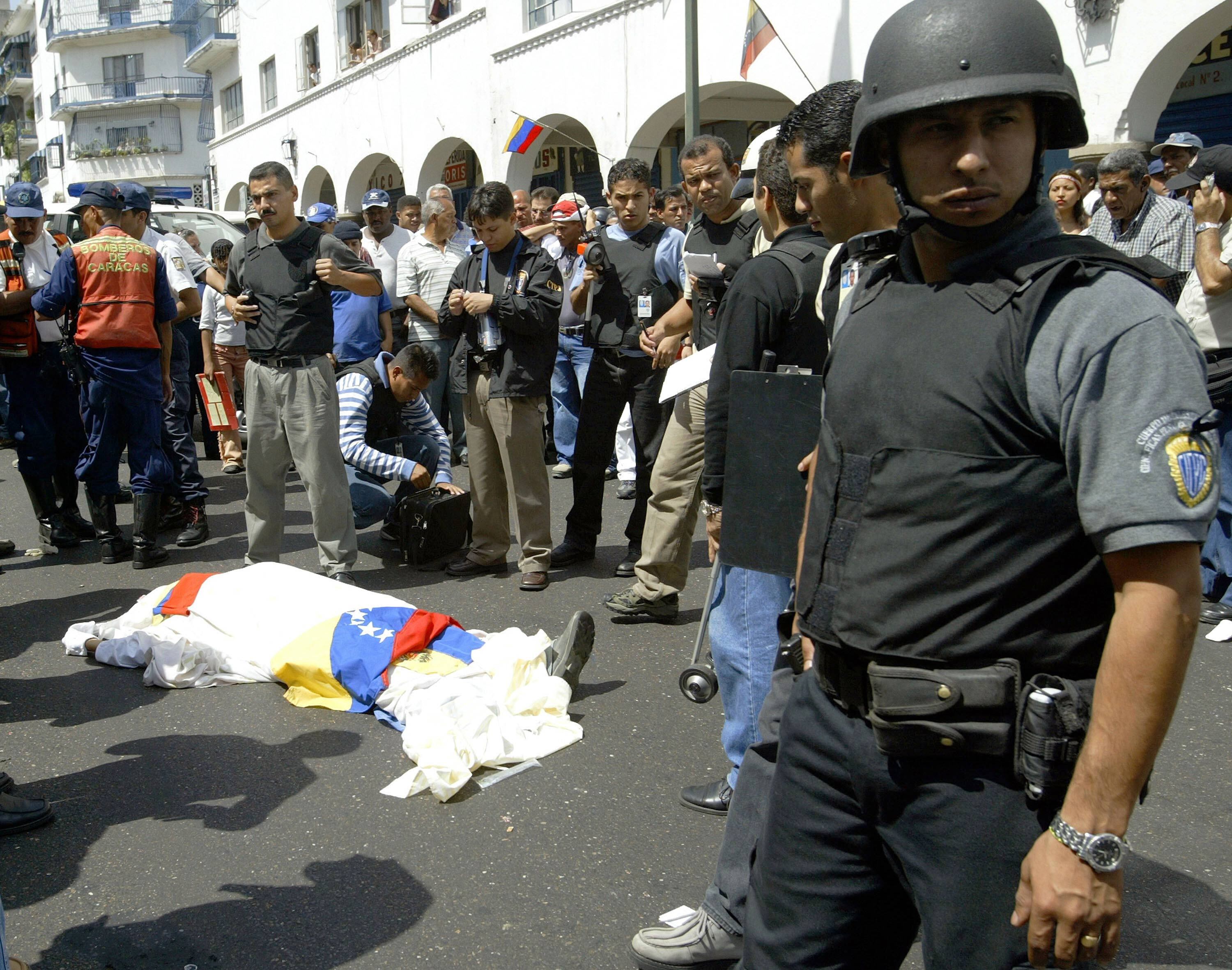 A 3ª cidade mais perigosa do mundo é Caracas, capital da Venezuela, onde o número de homicídios é de 118 para 100 mil habitantes.

O país também ocupa a 9ª posição da lista, com Barquisimeto, uma das maiores cidades da Venezuela