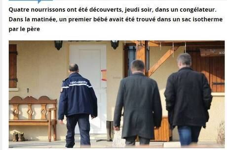 Os primeiros elementos da investigação apontam que a esposa, de 35 anos, teria escondido a gravidez e dado à luz sozinha
