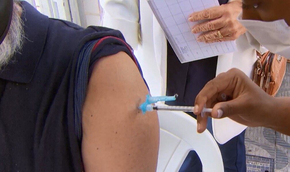 Capital amplia a faixa etária da vacinação contra covid