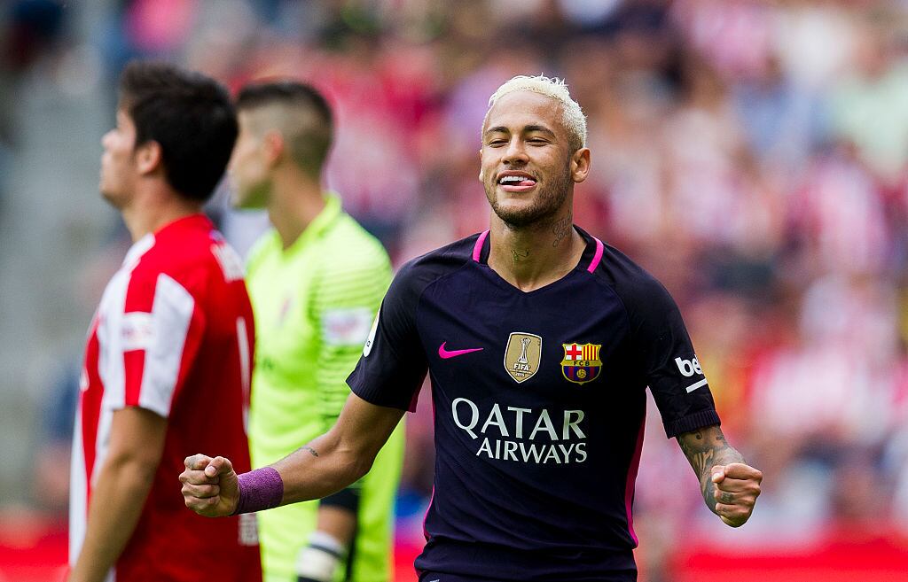 Mas, a atuação de gala de Neymar não é novidade, sobretudo
quando Messi está fora de combate