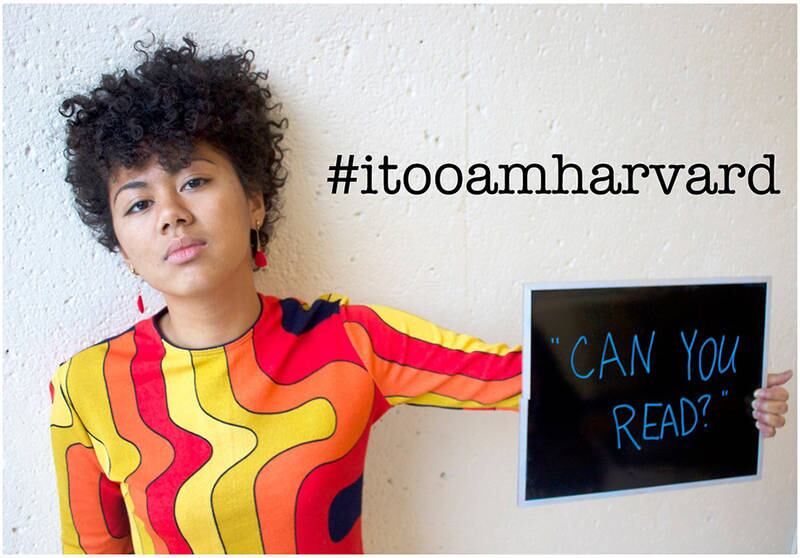 "Você pode ler?" —tradução de cartaz da campanha Eu também sou de Harvard   