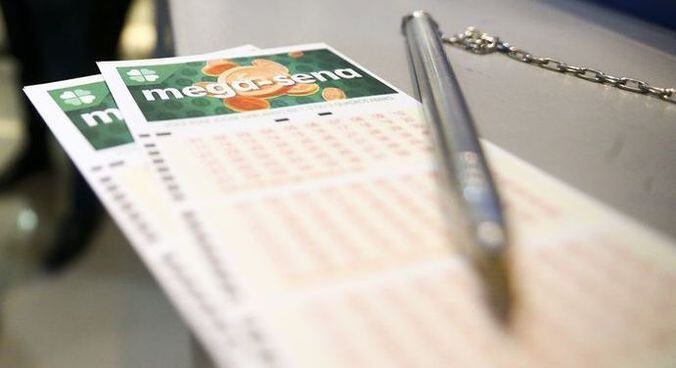 Sorteio premia 30 com a quina e 2.331 com a quadra