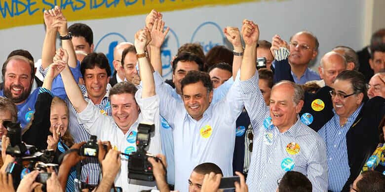 Aécio esteve hoje em Belo Horizonte, onde participou de evento ao lado de Antonio Anastasia e Pimenta da Veiga