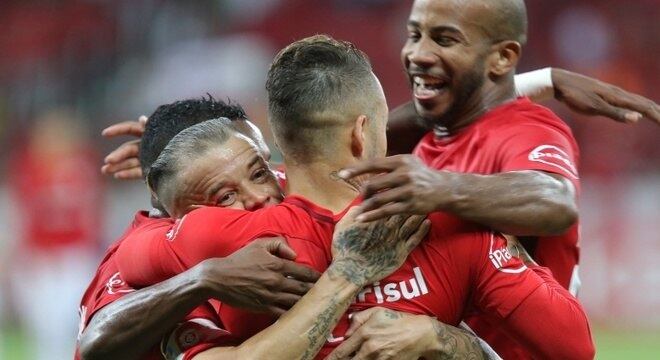 D´Alessandro deu assistência nos três gols do Internacional sobre o Juventude