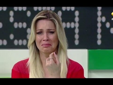 A postura da Band é firme. Abandonar o foco no futebol...