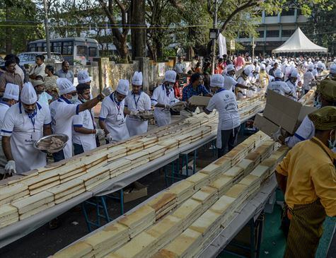 Segundo ela, o Guinness World Records verificou que o bolo mede cerca de 6.500 metros