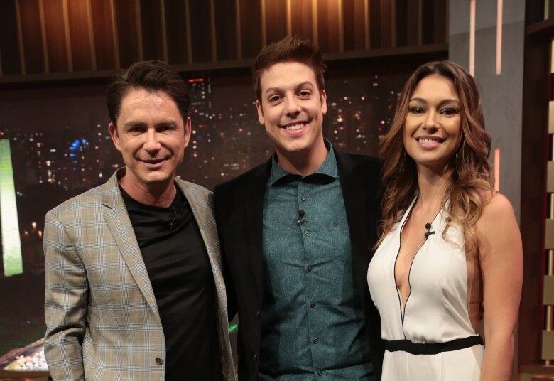 O Programa do Porchat desta quarta-feira (28) recebe os atores Petrônio Gontijo e Day Mesquita, protagonistas do filme "Nada a Perder", que narra a história de vida do
bispo Edir Macedo