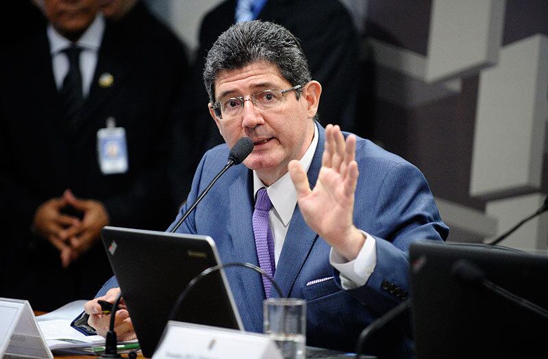 Levy defendeu, no Senado, a importância do ajuste fiscal para garantir que o País não perca o grau de investimento